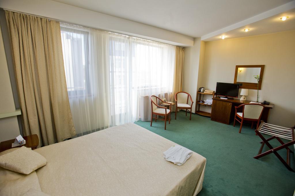 Hotel Dan Bukarest Szoba fotó